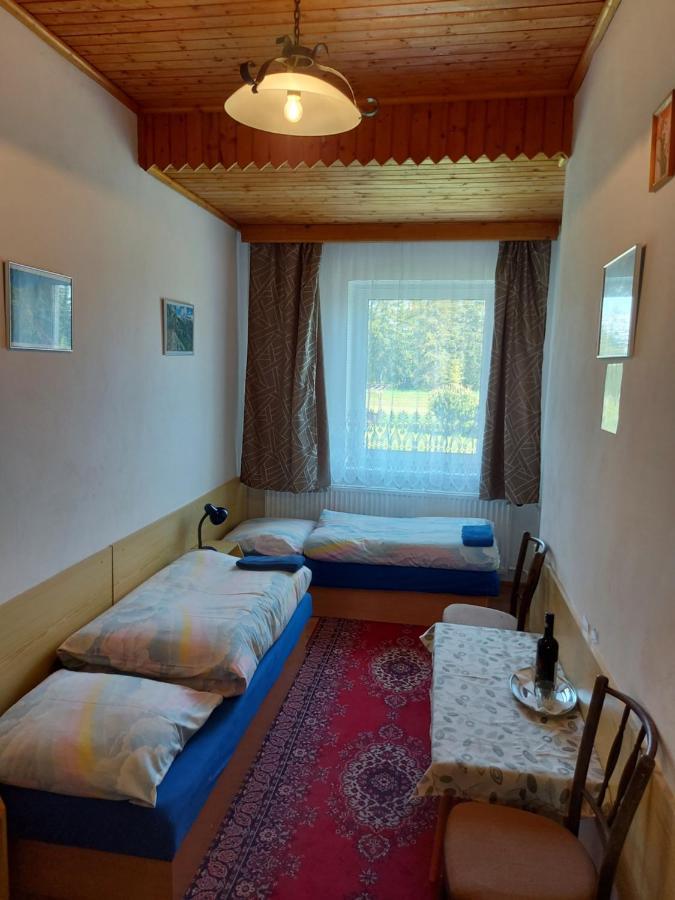 Pension Maan Tatranska Strba Exterior photo